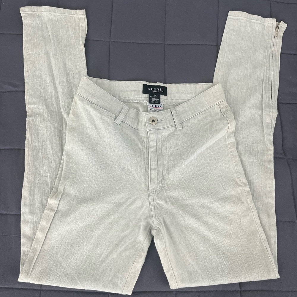 GUESS Vintage Women’s Jeans LIKE NEW!!